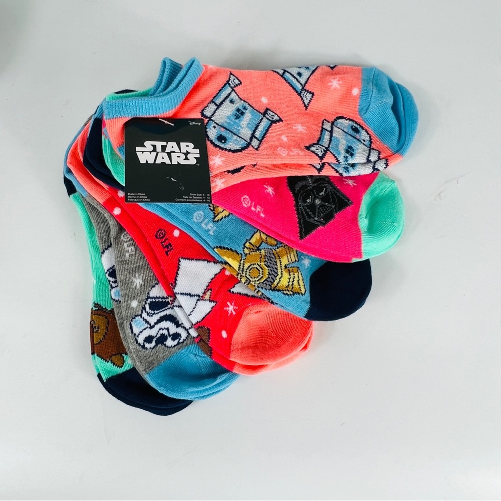 Star Wars 5 Pair Pack No Show Socks Shoe Size 4-10 NWT